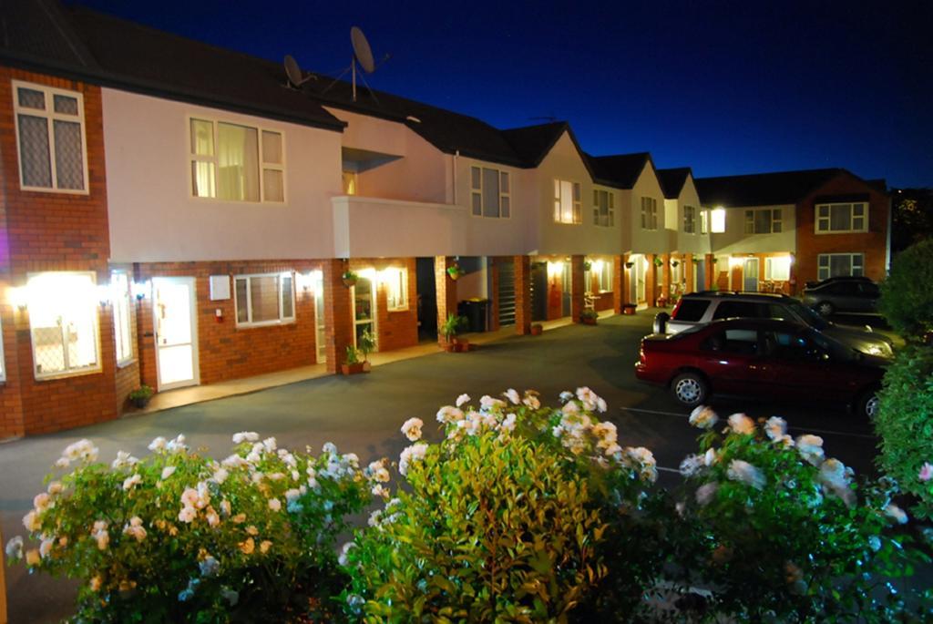 Rosewood Court Motel Christchurch Dış mekan fotoğraf